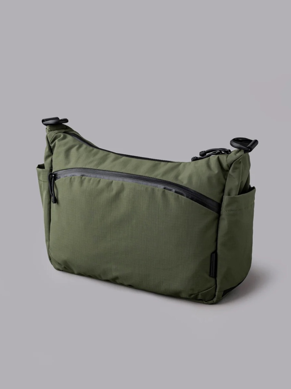 ALPAKA Flight Satchel 11L Green Axoflux 210D Crossbody Laptop Messenger NWT - Picture 5 of 9